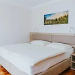 Zur Waldschenke 3* 첼트베크