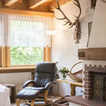 بيت ريفي Zur Waldschenke زيلتويج