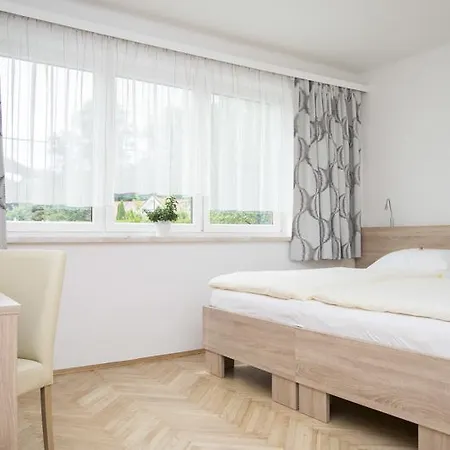 Zur Waldschenke زيلتويج